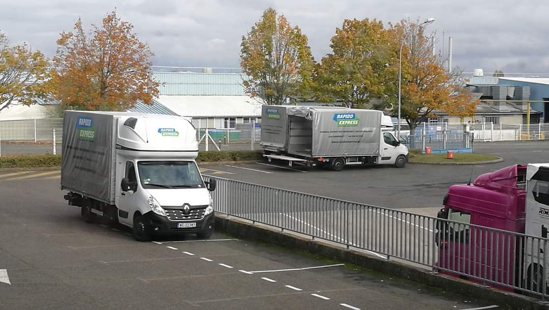 fb img 1672241525796 2.jpg